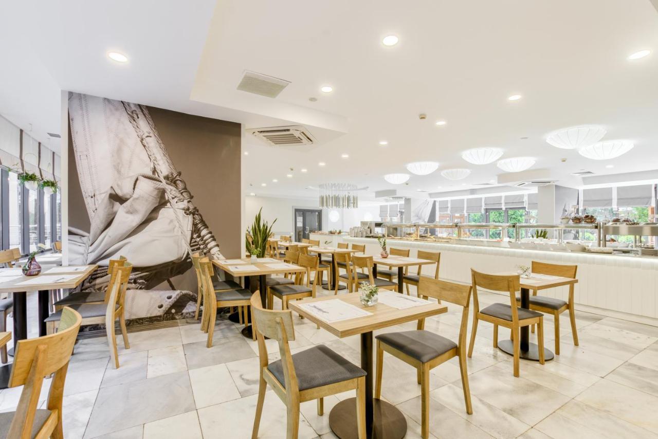 Centrum Zdrowia I Wypoczynku Ikar Kolobrzeg Luaran gambar