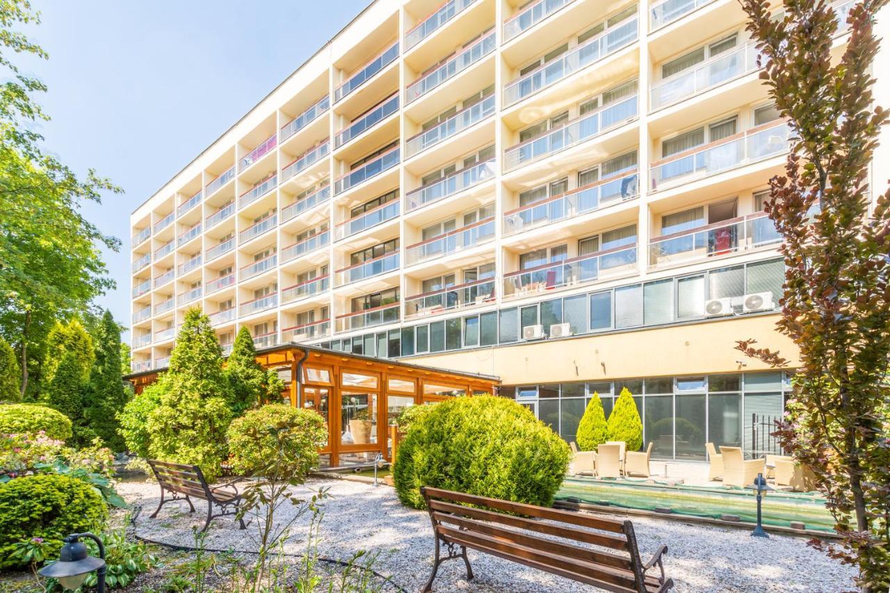 Centrum Zdrowia I Wypoczynku Ikar Kolobrzeg Luaran gambar
